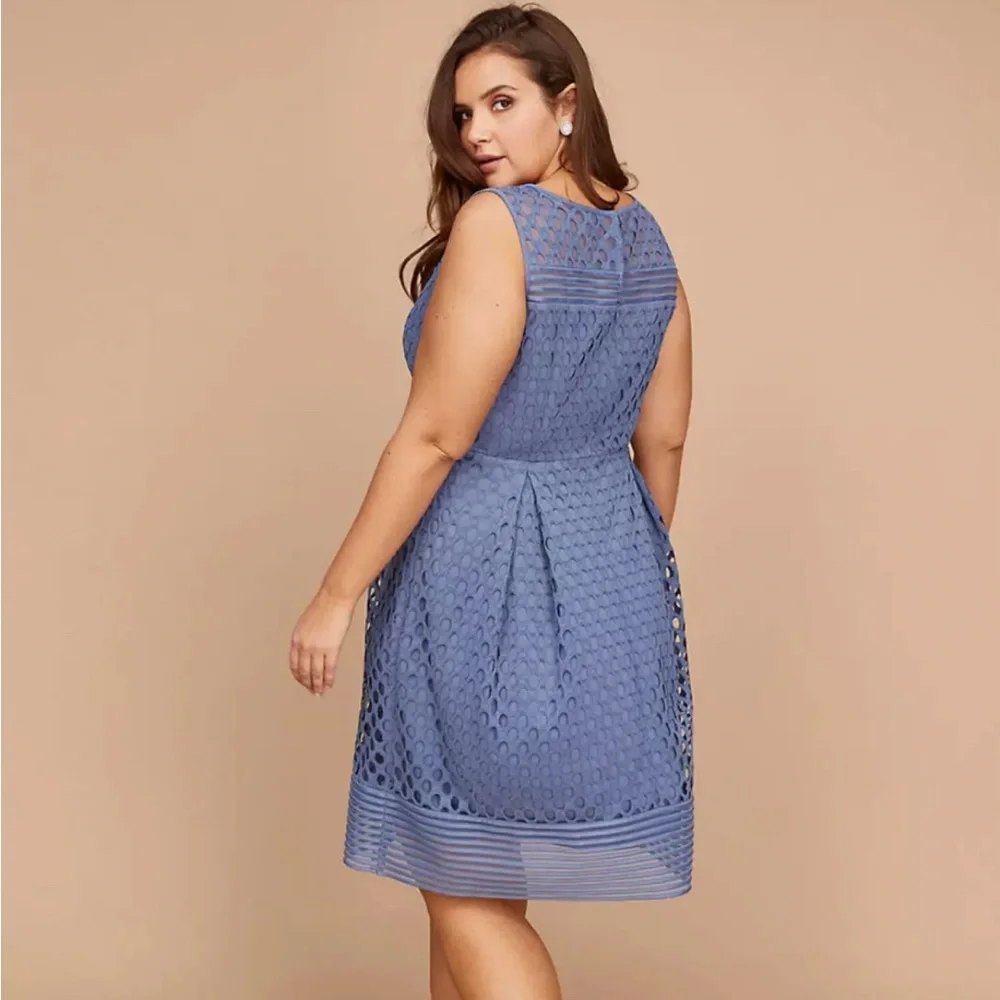 Lane Bryant Crochet Mesh Fit and Flare Dress Size 24 - Picture 2 of 8